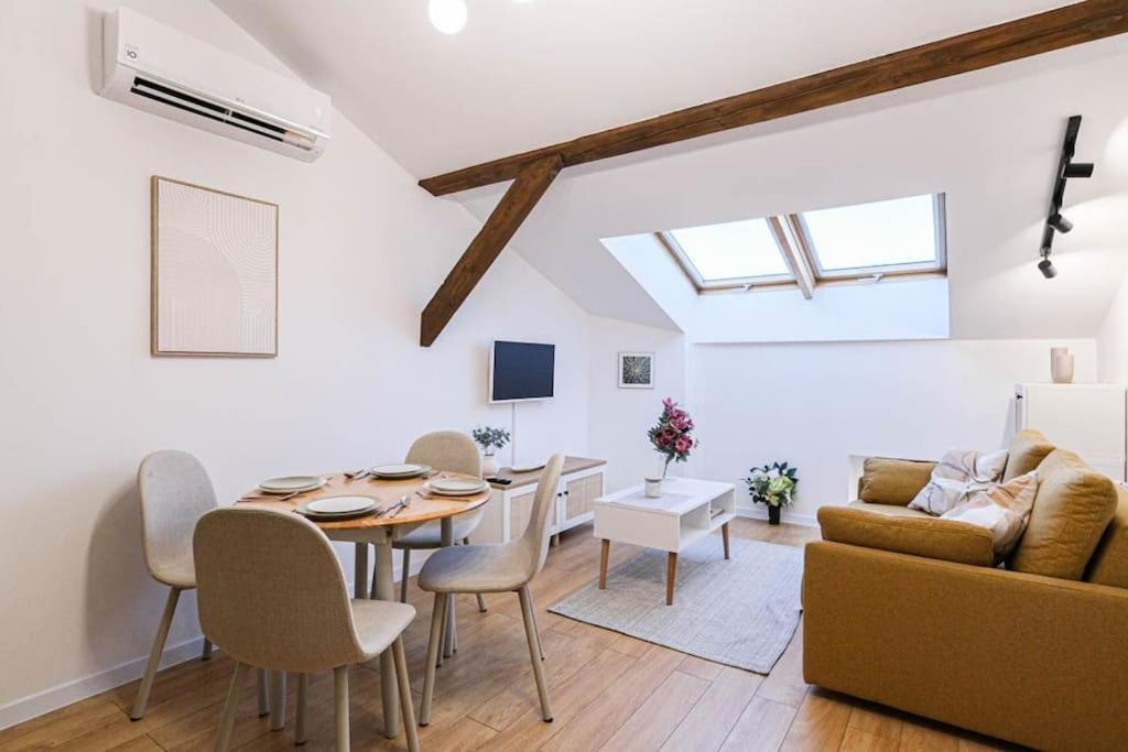 Cozy Loft Under The Wawel Sky Daire Krakow Dış mekan fotoğraf